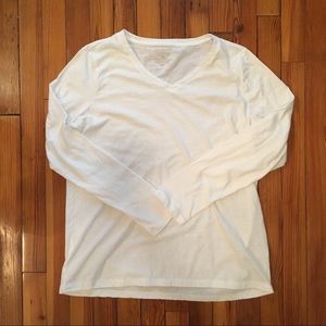 Never worn White tee